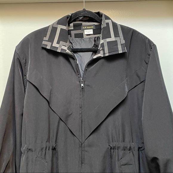 Women's Plus Size Jackets Lightweight Drawstring Utility Jacket by Y.R.imports - Picture 4 of 8